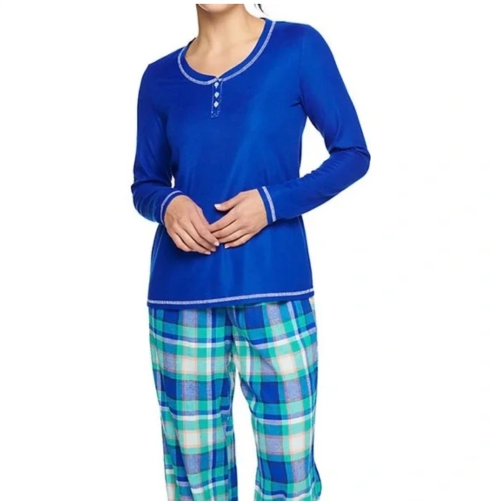 Sonoma Navy and Plaid Pajama Set S